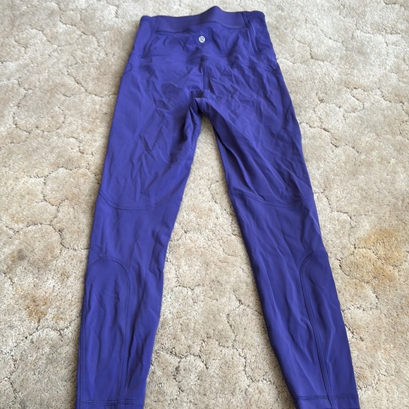 Size 6 lululemon. Purple. Worn twice - Picture 2 of 2